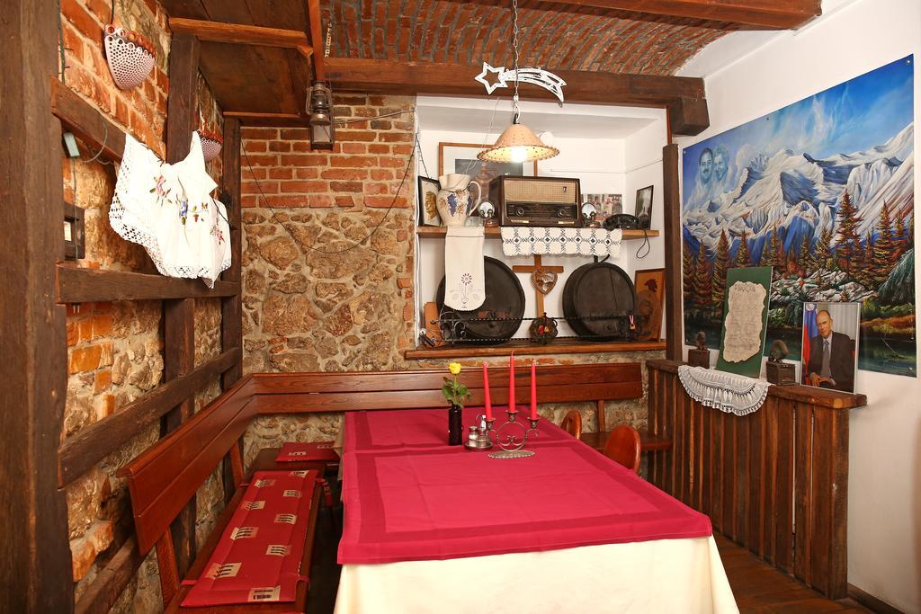 Gostilna In Prenocisca Gedzo Hotel Novo Mesto Exterior photo