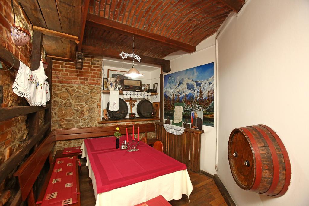 Gostilna In Prenocisca Gedzo Hotel Novo Mesto Exterior photo